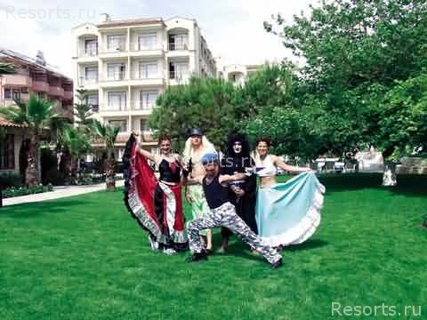 Trendy Hotel Side Beach 5